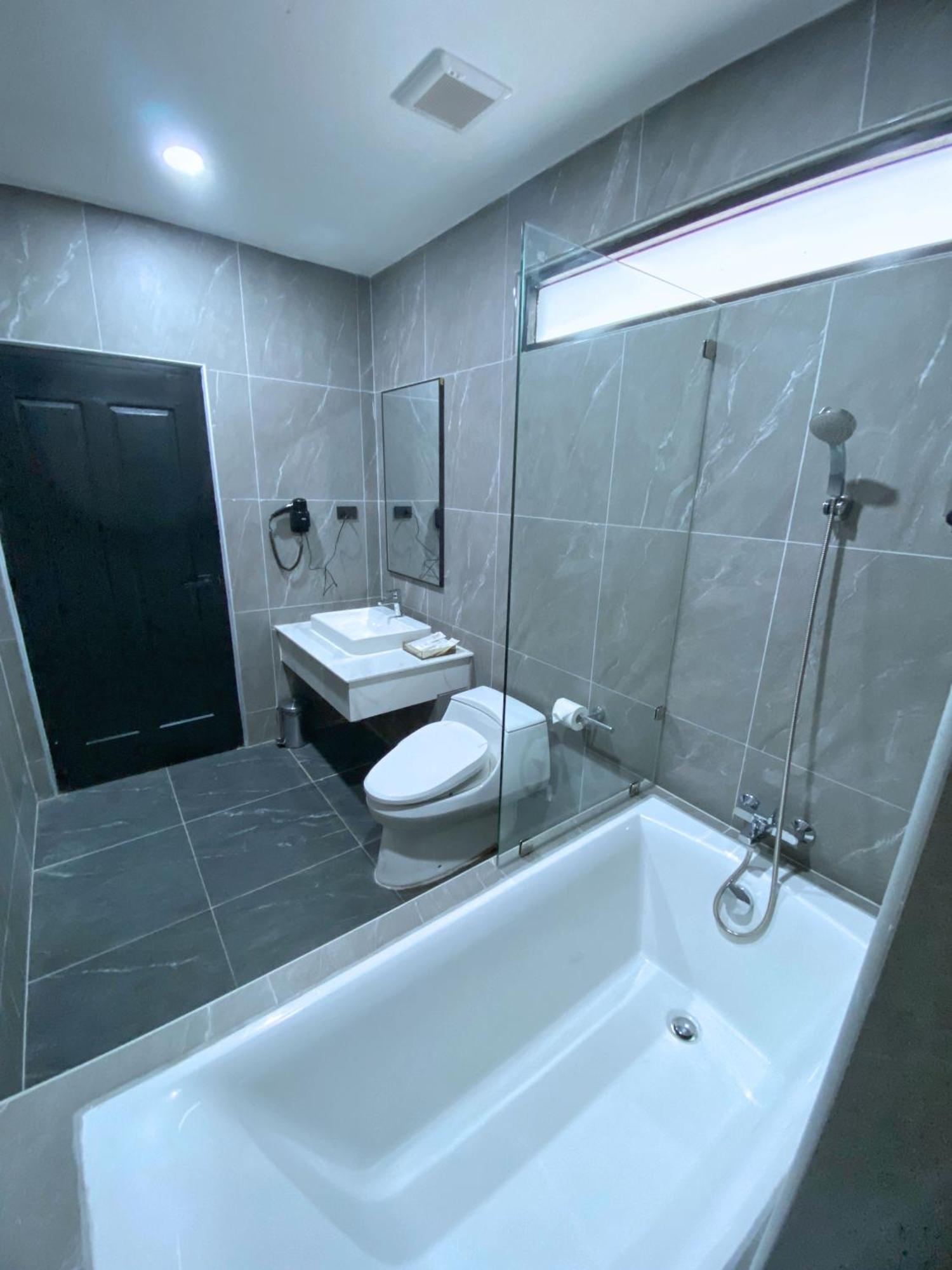 Bb Hotel Savannakhet Eksteriør bilde